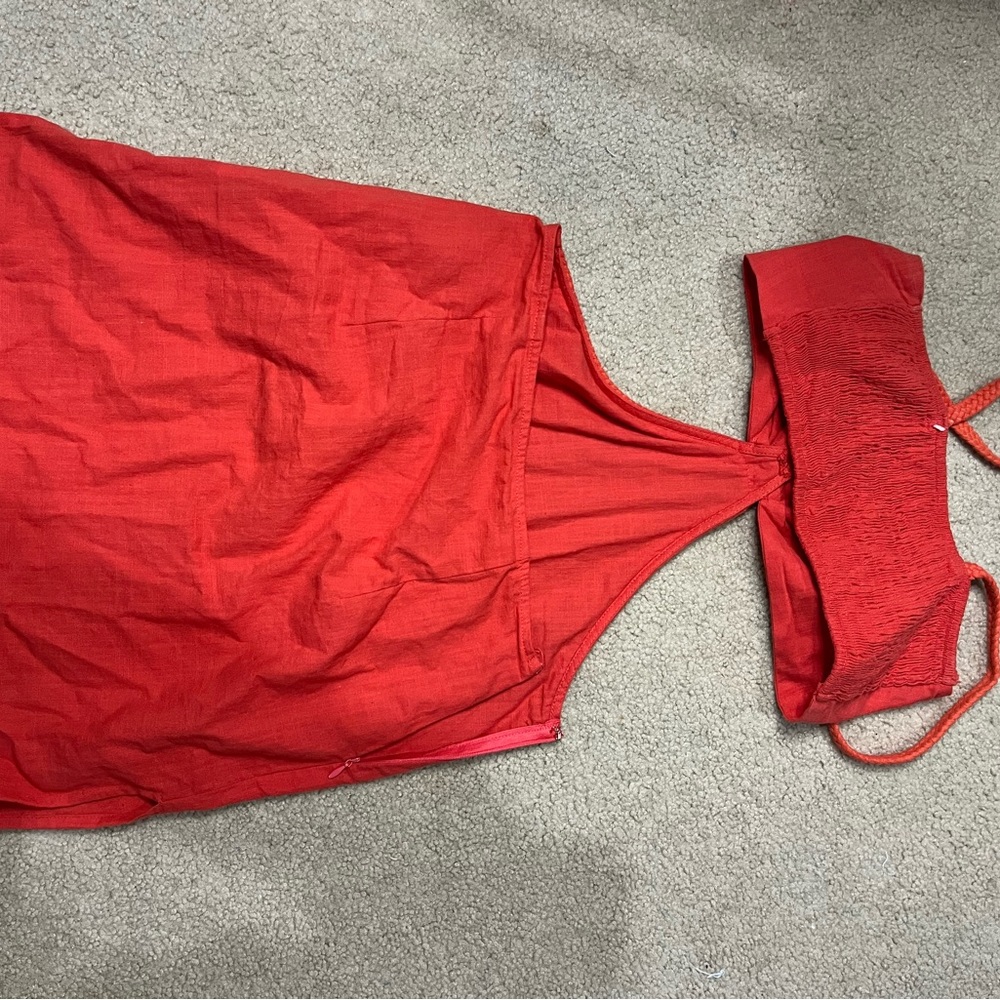 Red sundress - Picture 3 of 4